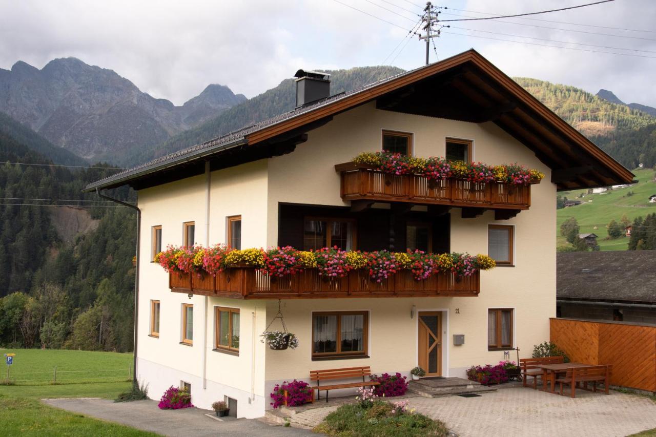 Hotel Haus Guggenberger à Liesing Extérieur photo