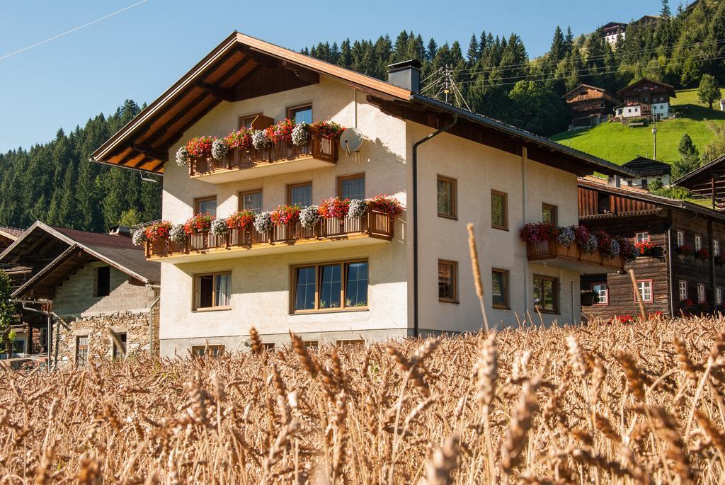 Hotel Haus Guggenberger à Liesing Extérieur photo