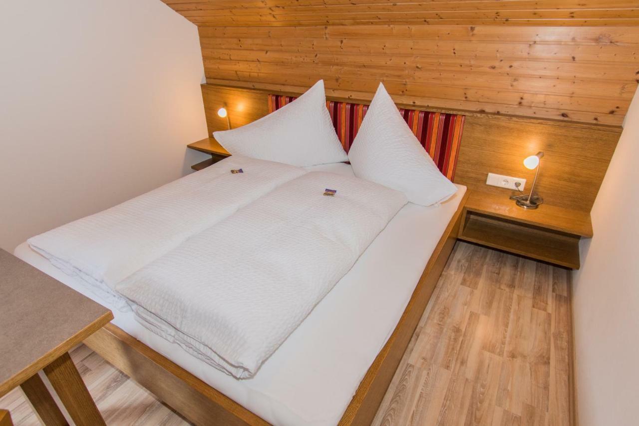 Hotel Haus Guggenberger à Liesing Extérieur photo